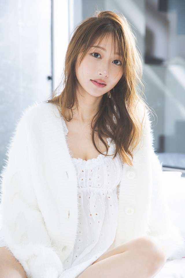 結城 あきプロフィール写真11